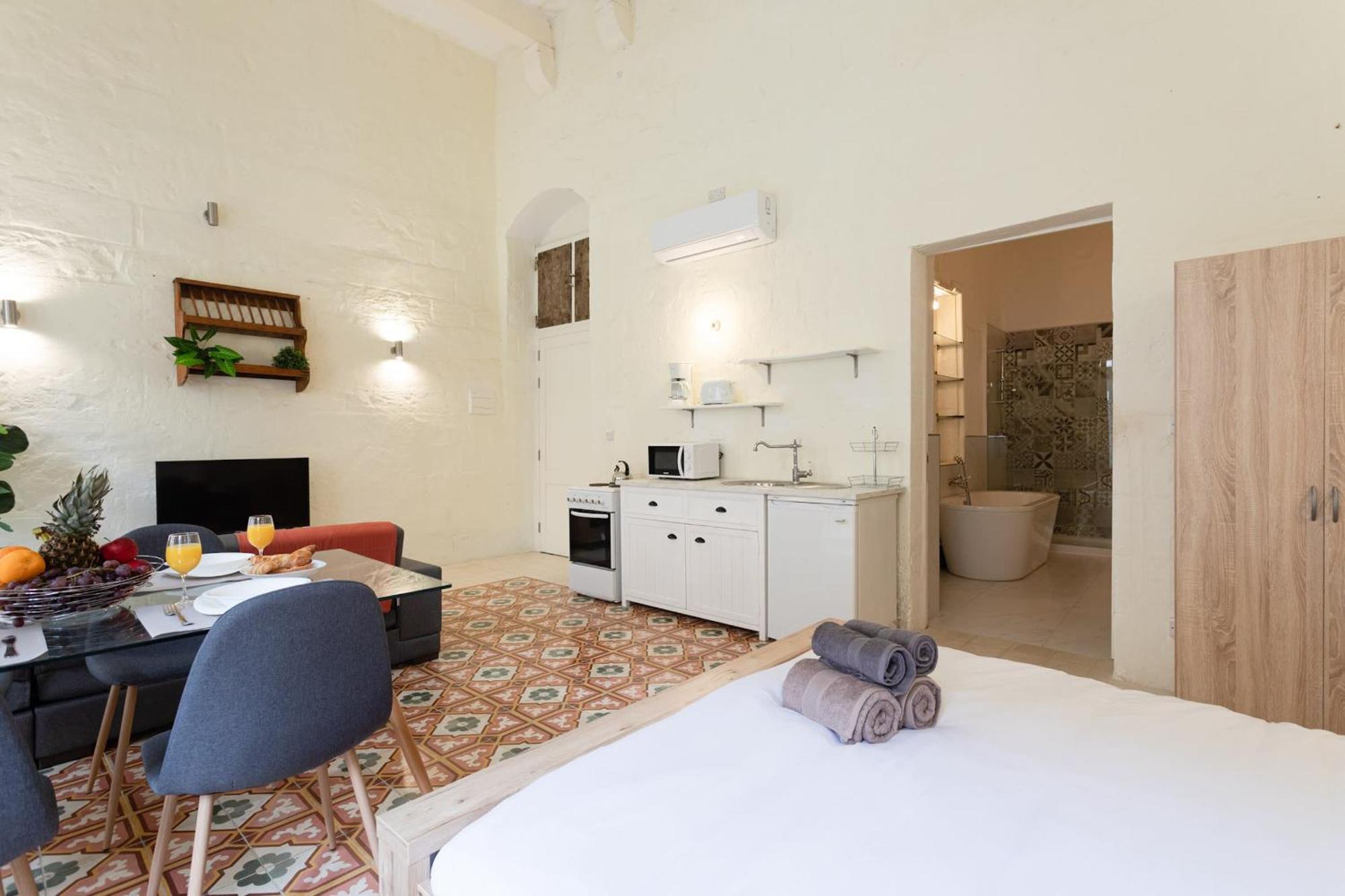Valletta Exclusive 3Br House With Rooftop Terrace - Cityapartmentstay Exterior photo
